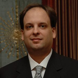  Steve Ledzian, CTO, APAC, FireEye